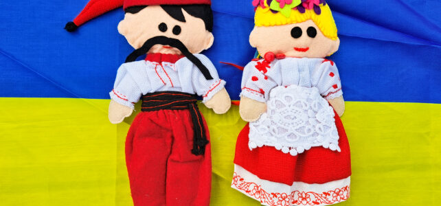 Poppen uit Oekraïne in traditionele kleding
